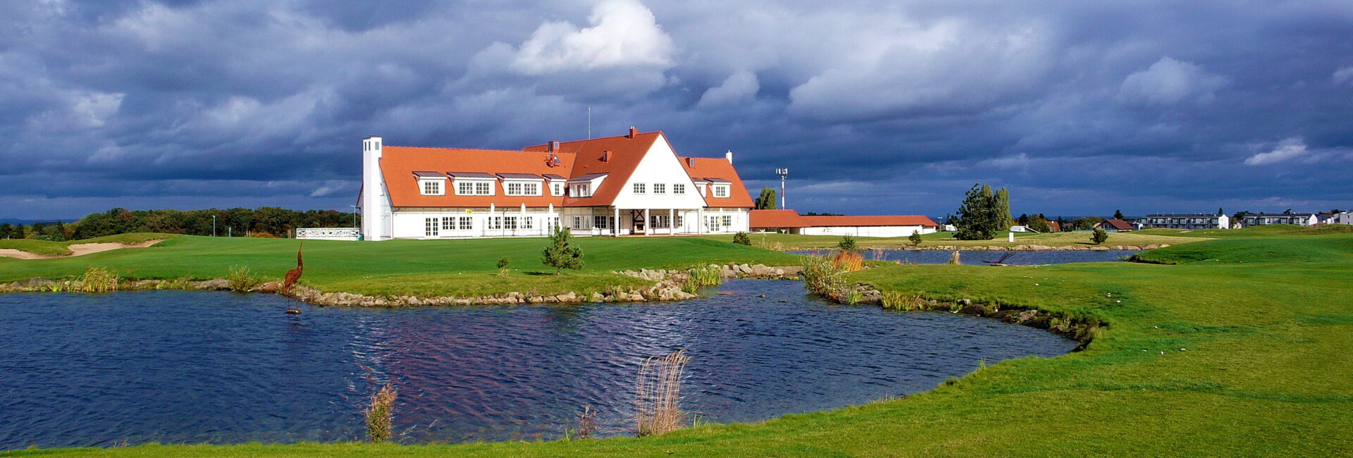 Prague City Golf Club Zbraslav - Image 4