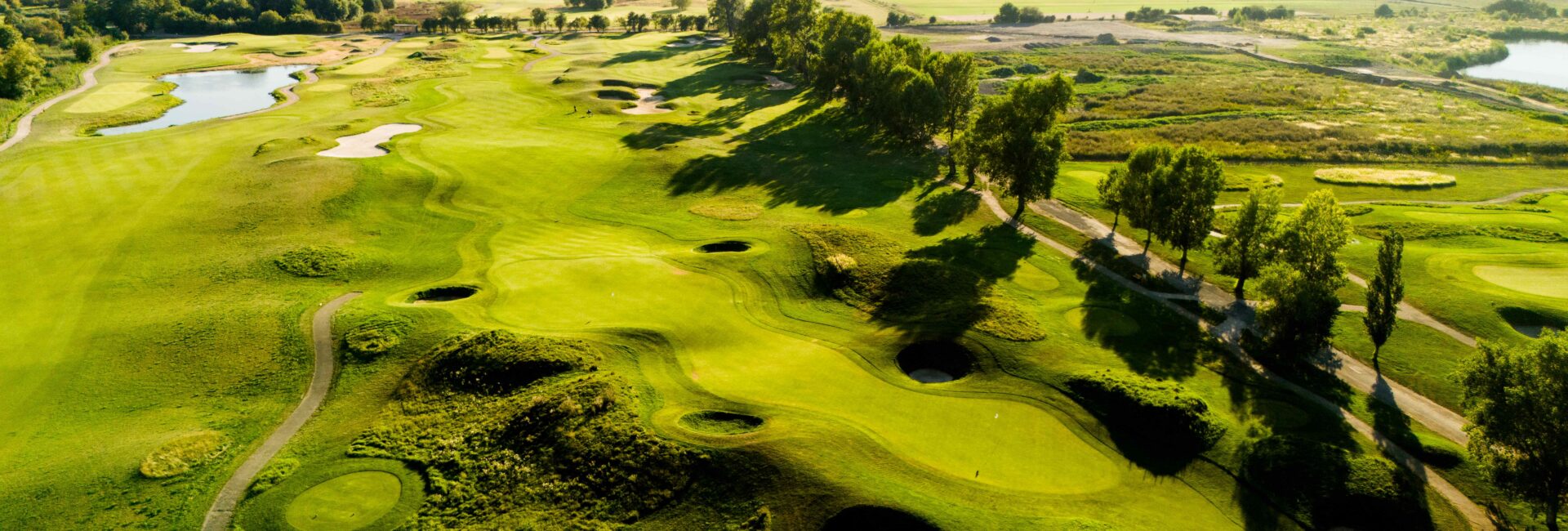 Prague City Golf Club Vinoř - Image 12